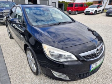 Opel Astra J Hatchback 5d 1.6 Twinport ECOTEC 115KM 2011 Opel Astra Sliczna 1.6 b Doinwestowana Bezwypadkowa Zarejestrowana Gwaranc, zdjęcie 10