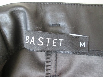 Bastet krótkie czarne spodenki skórzane wysoki stan eco skóra vintage M 38