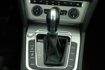 Volkswagen Passat B8 Limousine 1.8 TSI BlueMotion Technology 180KM 2017 VW Passat 1.8 TSI, Salon Polska, Automat, VAT 23%, zdjęcie 12