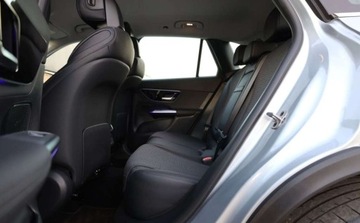 Mercedes GLC C254/X254 SUV Plug-In 2.0 300e 313KM 2024 Mercedes-Benz GLC Mercedes-Benz GLC 300 e 4-Matic Avantgarde 2.0 313KM, zdjęcie 26