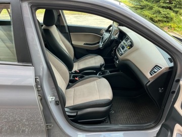 Hyundai i20 I Hatchback 5d Facelifting 1.1 CRDi 75KM 2015 Hyundai i20 1.1 diesel 75 KM zarejestrowany w PL mozliwa zamiana 1.1, zdjęcie 17