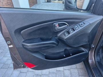 Hyundai ix35 SUV Facelifting 1.6 GDI 135KM 2015 Hyundai ix35 Piekny 1.6 b z Niemiec ful opcja 100 bezwypadkowy zarejestrow, zdjęcie 17