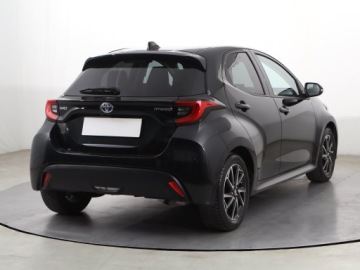 Toyota Yaris IV Hatchback 1.5 Hybrid Dynamic Force 116KM 2022 Toyota Yaris 1.5 VVT-i Hybrid, Salon Polska, zdjęcie 4