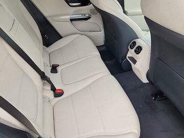 Mercedes GLC C254/X254 Coupe 2.0 220d 197KM 2025 GLC Coupe 220 d 4-Matic Avantgarde 2.0 (197KM) 2025, zdjęcie 12