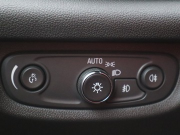 Opel Insignia II Sports Tourer 1.5 Turbo 165KM 2018 Opel Insignia 1.5 Turbo, Salon Polska, Serwis ASO, zdjęcie 17