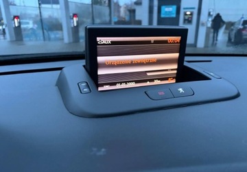 Peugeot 5008 I Minivan 1.6 THP 156KM 2010 Peugeot 5008 Head Up TV PanoramaSkory 7-osobowy Zamiana 1.6 Benzyna, zdjęcie 4