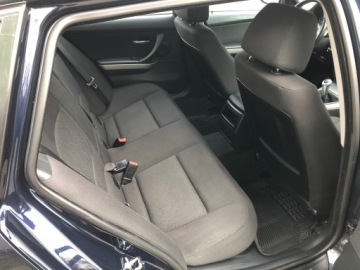 BMW Seria 3 E90-91-92-93 Touring E91 2.0 318i 129KM 2006 BMW 318i XENON KLIMA ALU HAK GRZANE FOTELE IDEALNY STAN Z NIEMIEC, zdjęcie 12