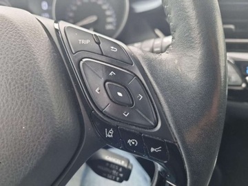 Toyota C-HR I Crossover Facelifting 1.8 Hybrid 122KM 2020 Toyota C-HR Toyota C-HR 1.8 Hybrid Style, serwisowany w ASO, 1 wlasciciel,, zdjęcie 17