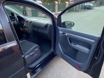 Volkswagen Touran I 1.4 TSI 140KM 2009 Volkswagen Touran 1.4b Automat DSG Grzane Fotele Tempomat Hak 1.4 Benzyna, zdjęcie 18