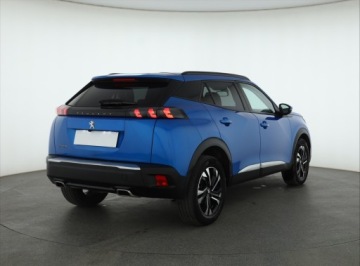 Peugeot 2008 II SUV 1.2 PureTech 130KM 2020 Peugeot 2008 1.2 PureTech, Salon Polska, zdjęcie 4