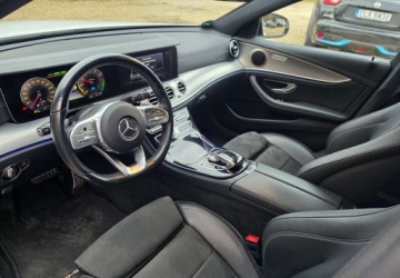 Mercedes Klasa E W213 Limuzyna 2.0 350 313KM 2020 Mercedes-Benz Klasa E Mercedes-Benz Klasa E 2.0 Hybryda Plug-in 313KM, zdjęcie 9