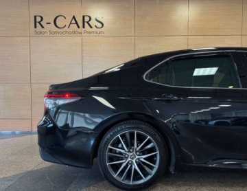 Toyota Camry IX Sedan 2.5 Hybrid Dynamic Force 218KM 2021 Toyota Camry Salon Polska Executive Pakiet VIP R CARS WARSZAWA 2.5 218KM, zdjęcie 6