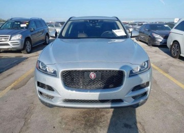 Jaguar F-Pace 2020 Jaguar F-Pace 2020, 2.0L, 4x4, PRESTIGE, po gradobiciu 2.0 Benzyna 296KM, zdjęcie 4