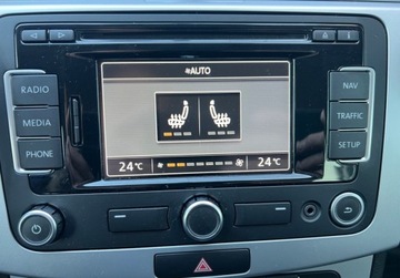 Volkswagen Passat B7 Variant 1.4 TSI BlueMotion 122KM 2011 Volkswagen Passat 1.4 TSI 122KM 6Bieg.Nowy Rozrz.Navi.Hak Grzanie Klimatr., zdjęcie 20