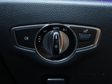 Mercedes Klasa E W213 Limuzyna 2.0 220d 194KM 2016 Mercedes E E 220 d, Salon Polska, 191 KM, Automat, zdjęcie 21