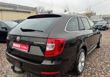 Skoda Superb II Outdoor 2.0 TDI CR DPF  140KM 2014 Skoda Superb nawigacja, skory, drugi komplet kol 2.0 Diesel 140KM, zdjęcie 4
