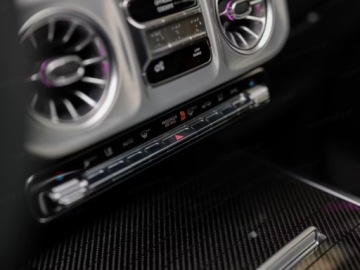 Mercedes Klasa G W465 2025 MERCEDES-BENZ Klasa G AMG 63 Suv 4.0 (585KM) 2025, zdjęcie 8