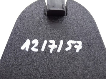 ТРЕУГОЛЬНАЯ РУЧКА КРЕПЛЕНИЯ AUDI A3 8V 8T0860285