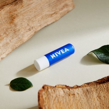 Защитная губная помада NIVEA Original Care