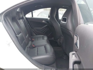Mercedes CLA C117 2018 Mercedes-Benz CLA 250 Coupe 2.0 Benzyna 208KM, zdjęcie 10