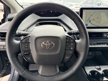 Toyota Prius V (XW60) 2.0  Hybrid Dynamic Force Plug-in 223KM 2023 Toyota Prius Plug-in Hybrid Executive V (2023-), zdjęcie 13