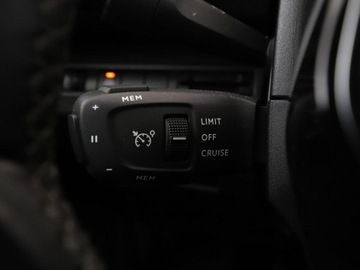 Peugeot 3008 II Crossover Facelifting  1.5 BlueHDi 130KM 2021 Peugeot 3008 full LED półskóra virtual cocpit, zdjęcie 35