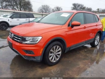 Volkswagen Tiguan II 2019 Volkswagen Tiguan 2019 VOLKSWAGEN TIGUAN 2.0T S 2.0 Benzyna 184KM, zdjęcie 2