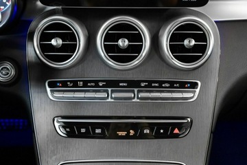 Mercedes GLC C253 SUV AMG Facelifting 3.0 43 390KM 2020 Mercedes GLC 43 AMG Coupe 4Matic 390KM., zdjęcie 33