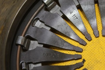 ДАВЛЕНИЕ В СЦЕПЛЕНИИ SKODA FABIA I 1.9 SDI