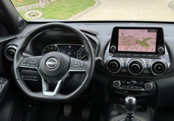 Nissan Juke II Crossover 1.0 DIG-T 114KM 2022 Nissan Juke 1.0 benzyna, KIIRO, JAK NOWY Niski Przebieg Benzyna 114KM, zdjęcie 6
