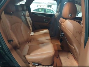 Bentley Bentayga 2019 Bentley Bentayga V8, 2019r., 4x4, 4.0L 4.0 Benzyna 542KM, zdjęcie 9