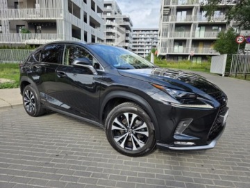 Lexus NX I SUV Facelifting 300h 197KM 2021 Lexus NX300h 2.5l hybryda 197KM Salon PL 1 Wł Niski przebieg: 53,649km