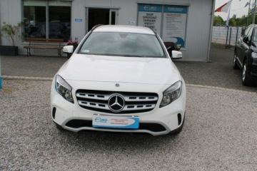 Mercedes GLA I Off-Roader Facelifting 1.6 180 122KM 2019 Mercedes GLA 180 F-vat Salon Polska Automat, zdjęcie 2