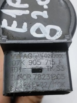 AUDI A3 8P 2.0 FSI CÍVKA ZAPALOVACÍ 07K905715F