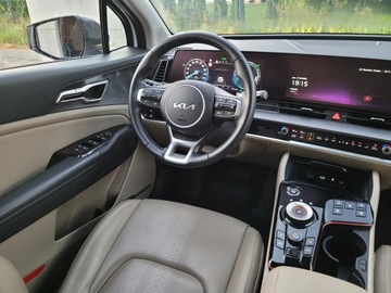 Kia Sportage V 2023 Sportage HEV Business Line 1.6 T-GDi HEV 210 KM 6AT 4WD / jasny środek, zdjęcie 33
