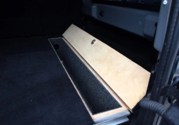 Land Rover Defender III 90 Station Wagon 2.2 TD4 122KM 2013 Land Rover Defender Faktura VAT 23 2.2 Diesel 122KM, zdjęcie 22