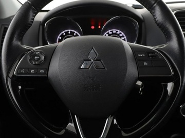 Mitsubishi ASX I SUV Facelifting 2015 1.6 117KM 2016 Mitsubishi ASX klimatyzacja automatyczna, zdjęcie 20