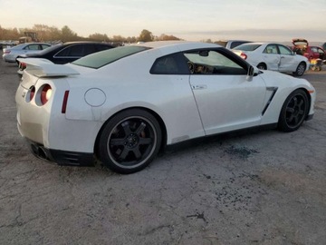 Nissan GT-R 2012 Nissan GT-R Base 2012 3.8l 3.8 Benzyna 530KM, zdjęcie 3