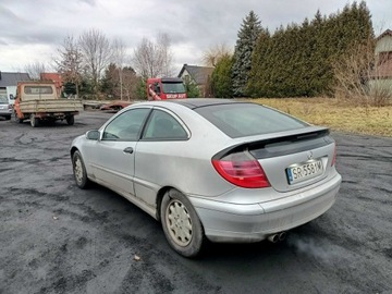 Mercedes Klasa C W203 Sedan W203 1.8 129KM 2003 Mercedes C 180 C klasa 2.0 01r, zdjęcie 2