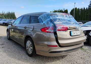 Ford Mondeo V Kombi 1.5 EcoBoost 165KM 2018 Ford Mondeo 122019r, Salonowy, 1.5 Benzyna.-AUT. Uszkodzone boki. Jezdzi., zdjęcie 3