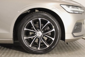 Volvo V60 I Kombi Facelifting 2.0 D3 DRIVE-E 150KM 2018 Volvo V60 D3 2.0, Skóra, Navi, Klima, Klimatronic, zdjęcie 14