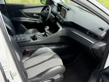 Peugeot 3008 II Crossover 1.6 BlueHDi 120KM 2017 Peugeot 3008 ALLURE 1.6 120KM BlueHDi Navi LED, zdjęcie 6