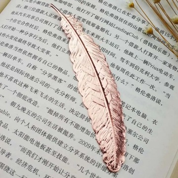 Vintage Chinese Style Bookmark Metal Hollow Maple