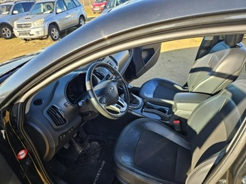 Kia Sportage III SUV 2.0 DOHC 163KM 2011 Kia Sportage 2.0 163 klimatronik, parktronik, zdjęcie 7