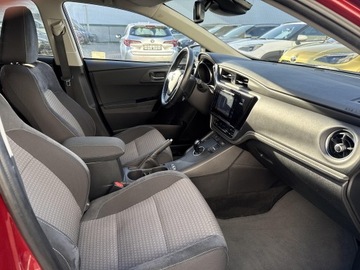 Toyota Auris II Touring Sports Facelifting 1.8 Hybrid 136KM 2017 Toyota Auris Hybrid 135 Selection II (2012-) Hybri, zdjęcie 6