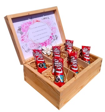 BOX BOX ESSENTIALS на ДЕНЬ МАТЕРИ