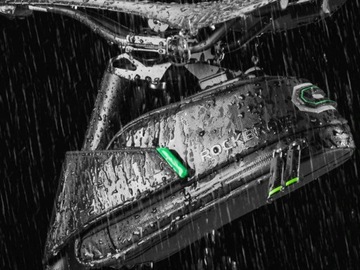 ВОДОНЕПРОНИЦАЕМАЯ ВЕЛОСИПЕДНАЯ РОЗЕТКА ПОД СЕДЛО - ROCKBROS