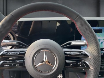 Mercedes CLA C118/X118 2025 MERCEDES-BENZ CLA 180 AMG Line Sedan 1.5 (136KM) 2025, zdjęcie 6