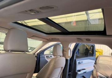 Ford Explorer VI SUV 2.3 EcoBoost  280KM 2021 Ford Explorer 4x4 Explorer 2.3 T Benz 280 KM 2021r Warszawa 2.3 Benzyna, zdjęcie 10