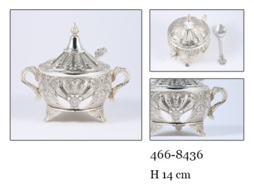 Серебряная конфетница с филигранным узором — подарок на прощание